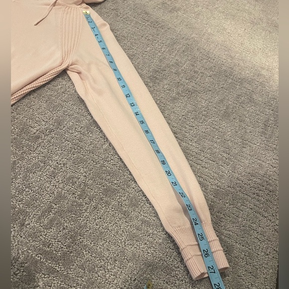 Athleta Evergreen Pink Hoodie Sweater, Long Sleeve, Relaxed, Coolmax Fibers, M - Picture 9 of 13